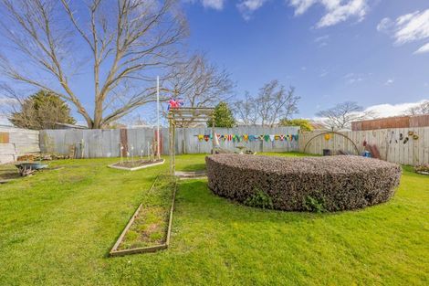 Photo of property in 19 Saint Clair Street, Takapau, 4203