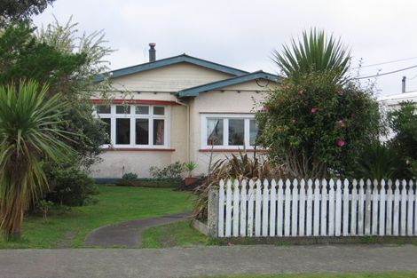 Photo of property in 9 Oakley Street, Palmerston North, 4410