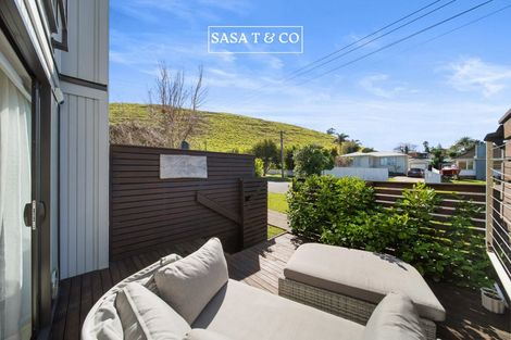Photo of property in 2/16 Putini Road, Mangere Bridge, Auckland, 2022