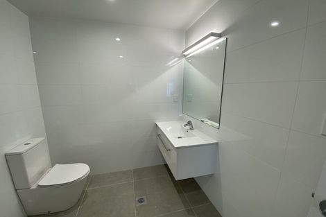 Photo of property in 8 Tagish Way, Orewa, 0931