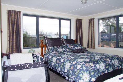 Photo of property in 46 Dryden Street, Milton, 9220