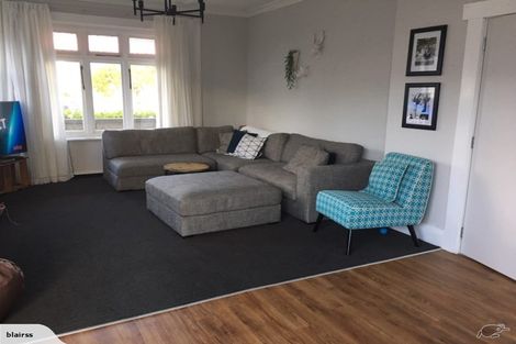 Photo of property in 76 Paynters Avenue, Strandon, New Plymouth, 4312