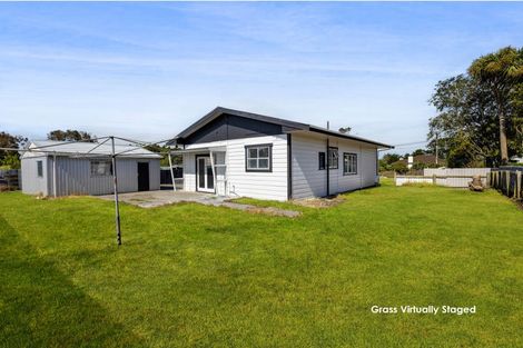 Photo of property in 35 Gladstone Street, Hawera, 4610