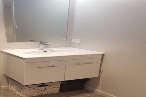 Photo of property in 66a Uxbridge Road, Mellons Bay, Auckland, 2014