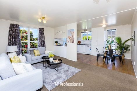 Photo of property in 35 Tacoma Drive, Totara Park, Upper Hutt, 5018