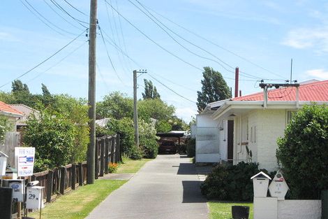 Photo of property in 1/29 Wainoni Road, Wainoni, Christchurch, 8061