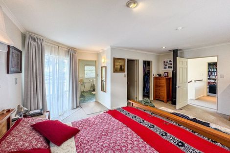 Photo of property in 2/3 Oban Road, Browns Bay, Auckland, 0630