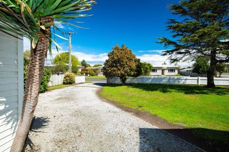 Photo of property in 15 Cochrane Street, Elgin, Gisborne, 4010