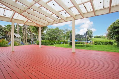 Photo of property in 42 Codlin Road, Waiuku, 2683