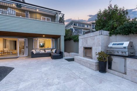 Photo of property in 147 Churchill Road, Rothesay Bay, Auckland, 0630