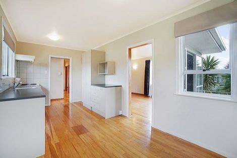 Photo of property in 14 Freyberg Place, Howick, Auckland, 2014