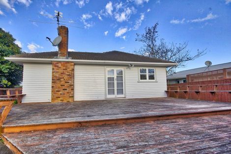 Photo of property in 1 Surrey Street, Manurewa, Auckland, 2102