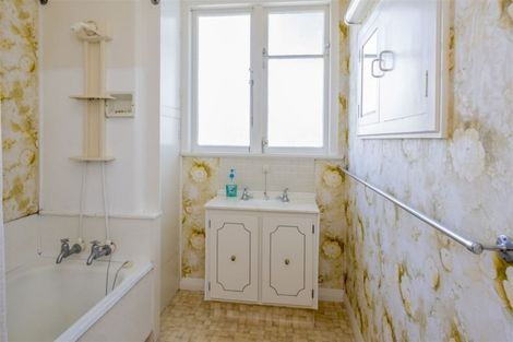 Photo of property in 26 Marine Parade, Otaki Beach, Otaki, 5512