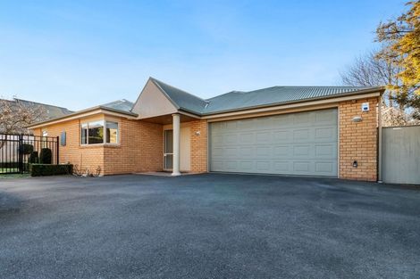 Photo of property in 152 Ilam Road, Ilam, Christchurch, 8041