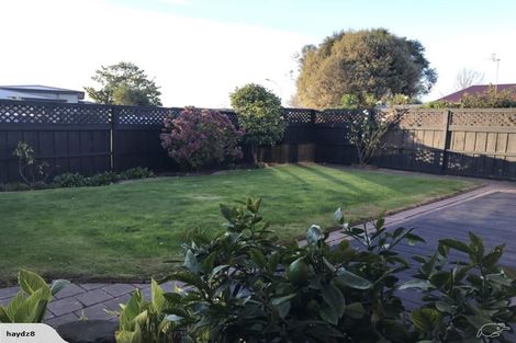 Photo of property in 1/5 Rhyl Place, Bryndwr, Christchurch, 8053