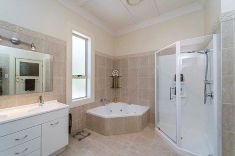 Photo of property in 116 Colombo Road, Masterton, 5810