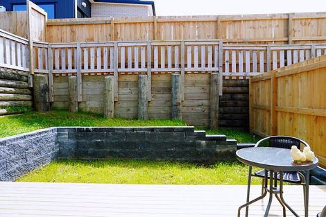 Photo of property in 4 Lawson Creek Street, Massey, Auckland, 0614