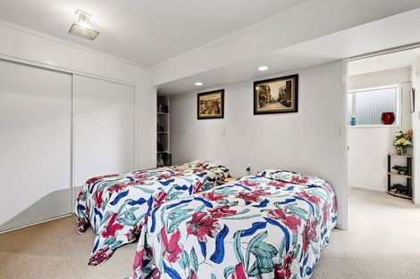 Photo of property in 2/4 Celina Place, Browns Bay, Auckland, 0630