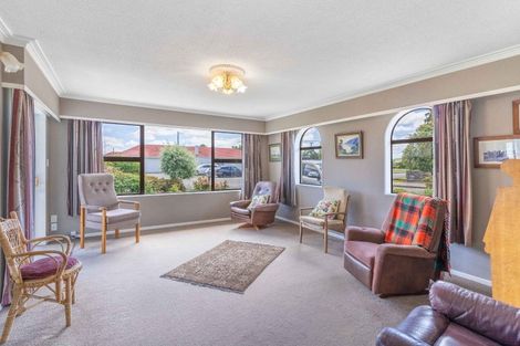 Photo of property in 1 Gow Street, Winton, 9720