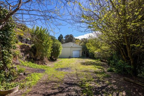 Photo of property in 2 Byron Place, Whalers Gate, New Plymouth, 4310
