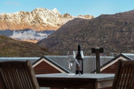 Photo of property in Breakfree Alpine Village, 8/643 Frankton Road, Queenstown, 9300