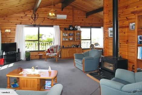 Photo of property in 34 Bodmin Terrace, Camborne, Porirua, 5026