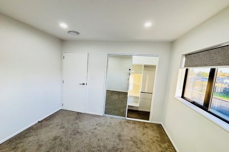 Photo of property in 2/2 Smiths Avenue, Papakura, 2110