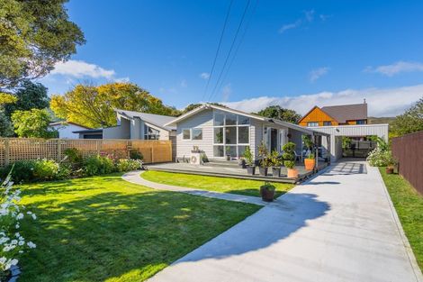 Photo of property in 62 Ngaio Road, Waikanae, 5036