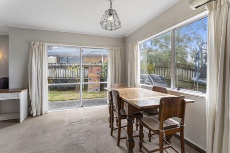 Photo of property in 36 Guildford Drive, Paraparaumu, 5032