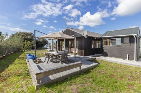 Photo of property in 15 Kitty Frazer Lane, Omaha, 0986