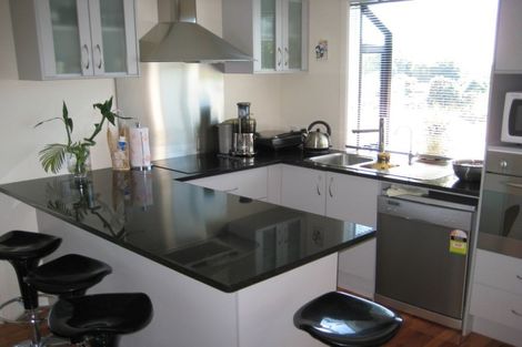Photo of property in 9 Chequers Avenue, Glenfield, Auckland, 0629