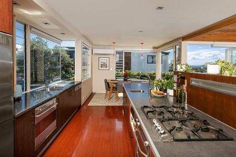 Photo of property in 39b Forrest Hill Road, Milford, Auckland, 0620