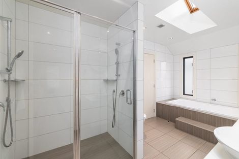 Photo of property in 85a Abberley Crescent, St Albans, Christchurch, 8014