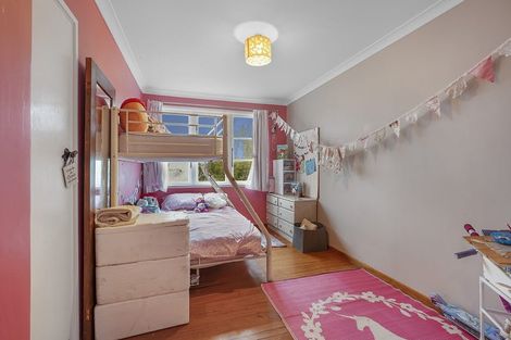 Photo of property in 12 Le Quesne Place, Fairfield, Hamilton, 3214