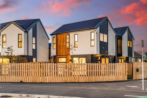 Photo of property in 2/1 Huia Street, Riccarton, Christchurch, 8041