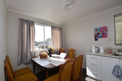 Photo of property in 48 Lauder Crescent, Heidelberg, Invercargill, 9812