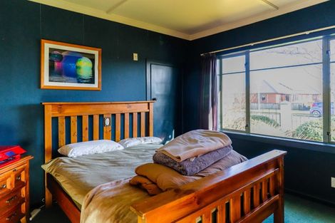 Photo of property in 16 Maitland Street, Strathern, Invercargill, 9812