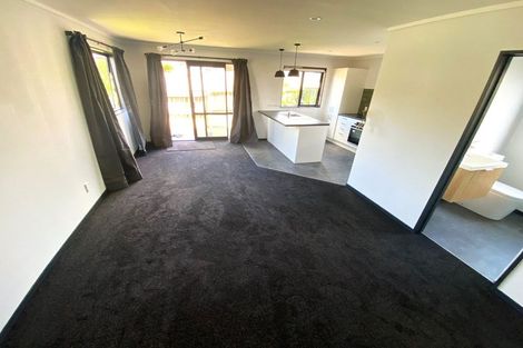 Photo of property in 24 Mclennan Road, Mount Wellington, Auckland, 1062