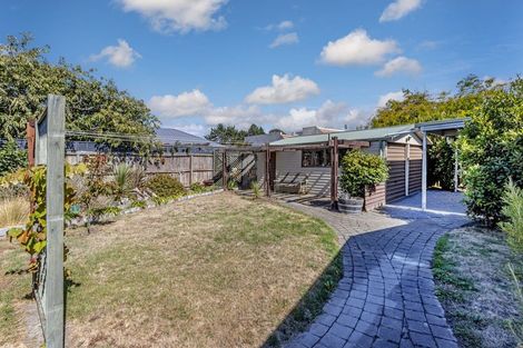 Photo of property in 5 Cowes Street, Avondale, Christchurch, 8061