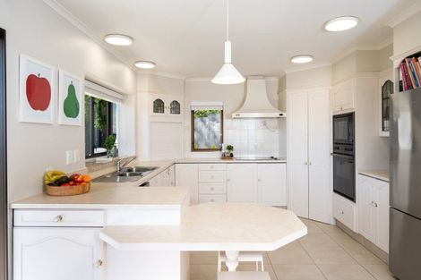 Photo of property in 2 Chestnut Court, Havelock North, 4130