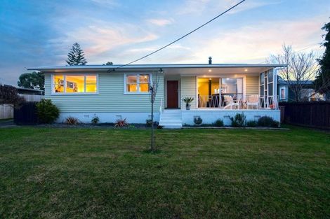 Photo of property in 1/6 Murray Road, Te Atatu Peninsula, Auckland, 0610