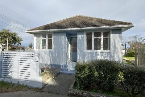 Photo of property in 7 Mosston Road, Castlecliff, Whanganui, 4501