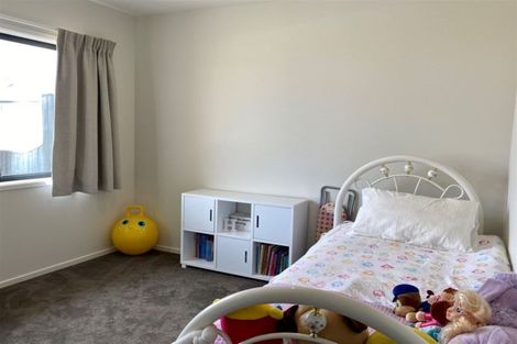 Photo of property in 16 Wallingford Crescent, Rolleston, 7615