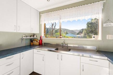 Photo of property in 1/21 Roband Crescent, Brown Owl, Upper Hutt, 5018