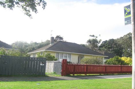 Photo of property in 43 Mungavin Avenue, Ranui, Porirua, 5024