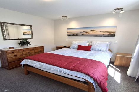 Photo of property in Westhaven Apartments, 20/127 Molesworth Street, Thorndon, Wellington, 6011