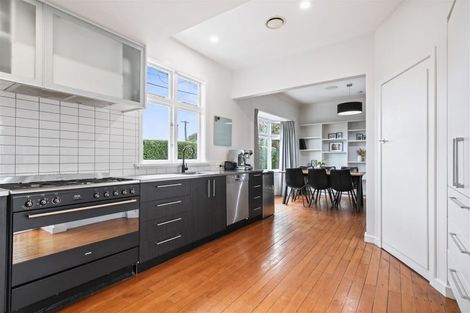 Photo of property in 1 Conway Street, Somerfield, Christchurch, 8024