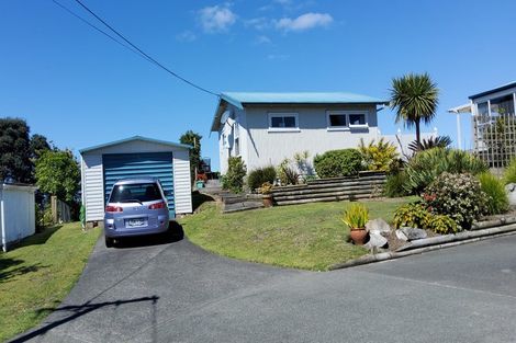 Photo of property in 42a Marsden Point Road, Ruakaka, 0116