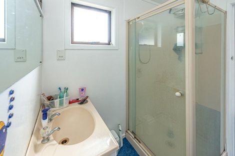 Photo of property in 13 Okiwa Terrace, Waiinu Beach, Whanganui, 4588