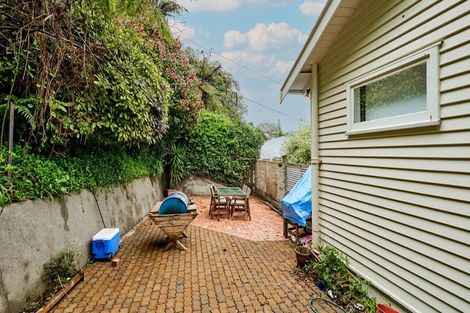 Photo of property in 58 Awarua Street, Ngaio, Wellington, 6035